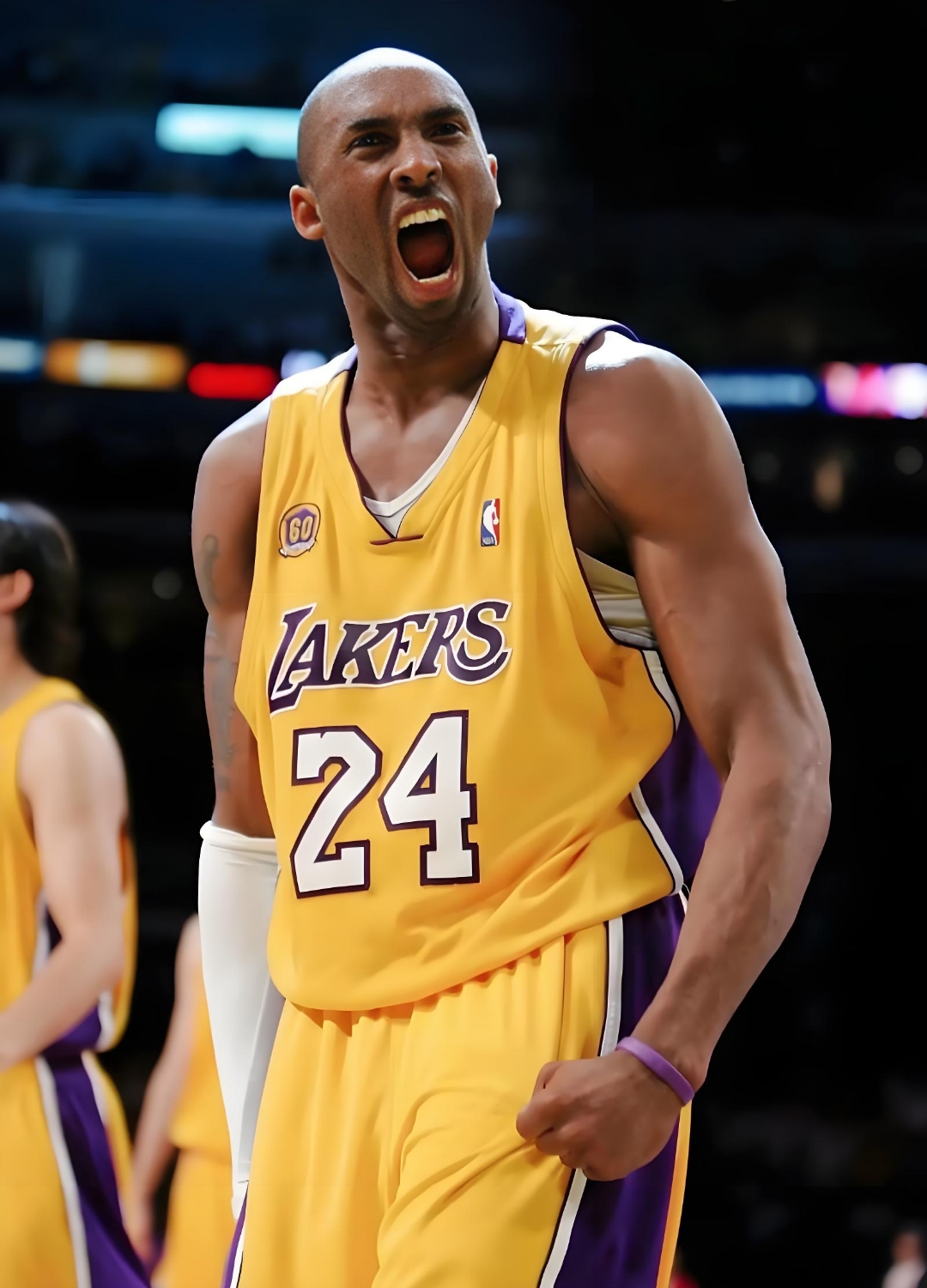 换身份出现 换身份出现