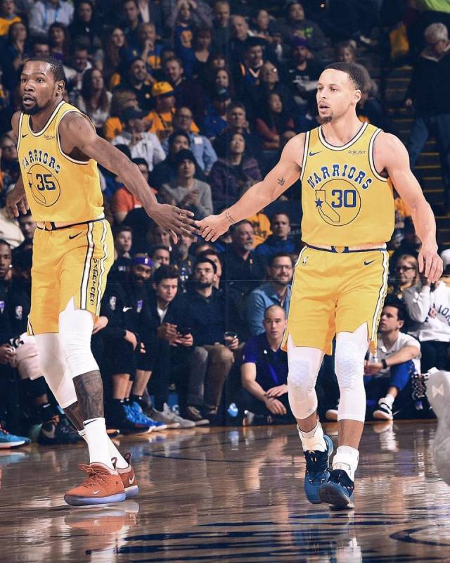 这是斯维拉 这是斯维拉