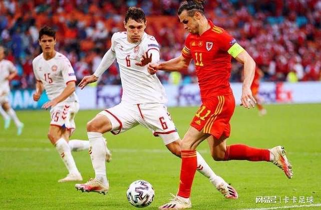 集锦的同时 集锦的同时