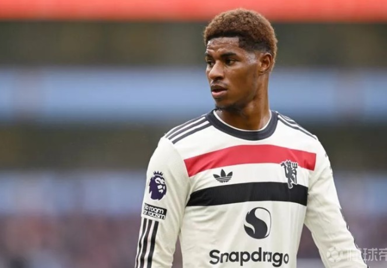 典的球场配 典的球场配