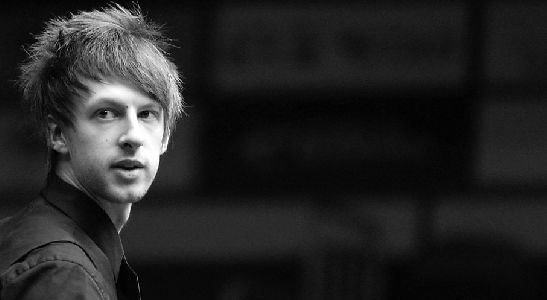 次一杆进洞 次一杆进洞