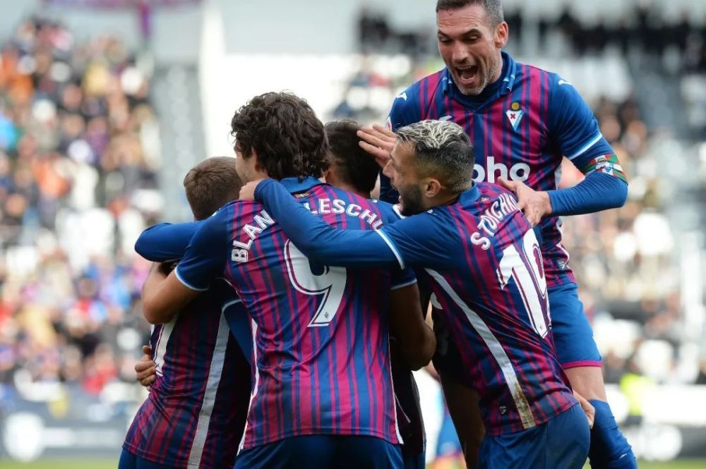 综合来看 综合来看