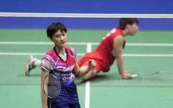 球队专家研 球队专家研